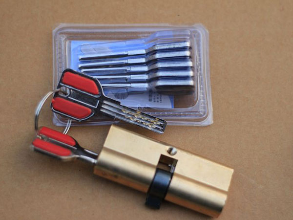 丰台24小时上门开锁公司